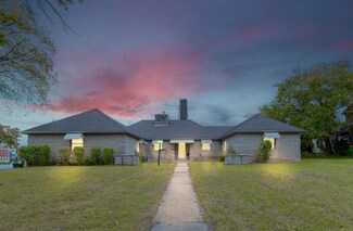 3905 S Harrison St, Fort Wayne, IN 46807