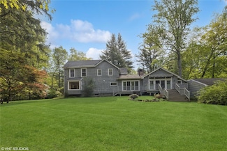 33 Mile Rd, Suffern, NY 10901