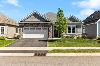 992 Spruce St, Newport, MN 55055