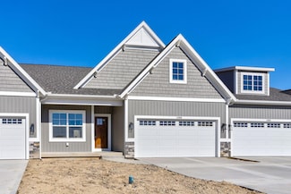 11909 Smithfield Dr, Holland, MI 49424