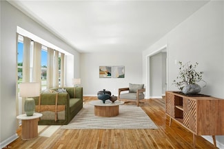 35 Hidalgo Dr, Hampton, VA 23669