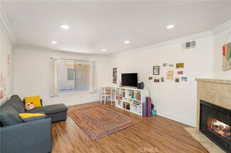 7045 Woodley Ave Unit 101, Van Nuys, CA 91406