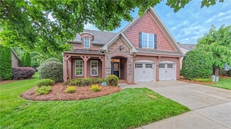 5567 Foxgate Cir, Winston Salem, NC 27106
