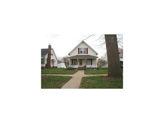 1819 2nd St SW, Cedar Rapids, IA 52404