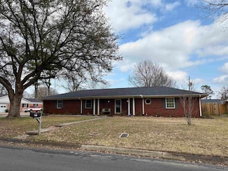 2107 Strait Place, Stuttgart, AR 72160