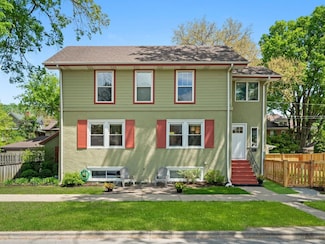 626 Home Ave, Oak Park, IL 60304