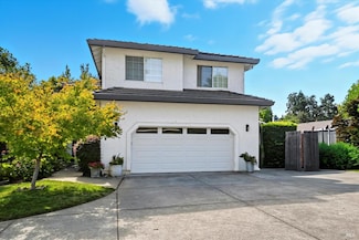 17 Young Ct, Napa, CA 94558