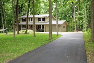 10545 W Greenwood Terrace, Milwaukee, WI 53224