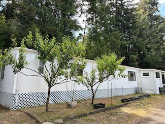 89510 Highway 101, Florence, OR 97439