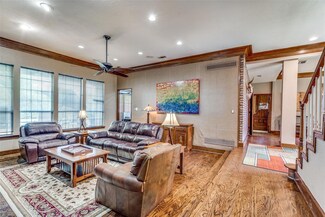 15516 Bay Point Dr, Dallas, TX 75248