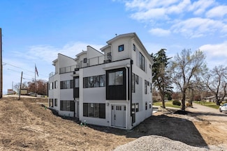 2233 Kipling St, Lakewood, CO 80215