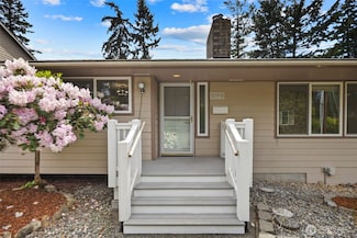 2335 N 180th St, Shoreline, WA 98133
