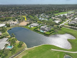 330 Glenwood Dr, Delray Beach, FL 33445