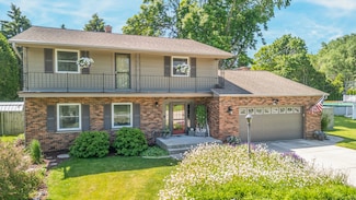 721 Birch Tree Rd, Sheboygan, WI 53083