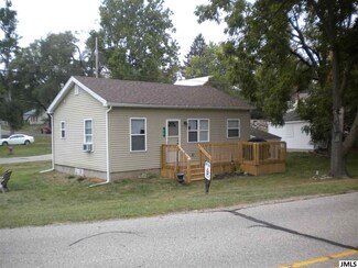 418 S Main St, Leslie, MI 49251