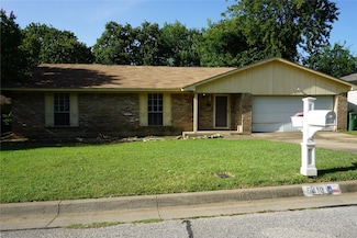 5410 Marshfield Ct, Arlington, TX 76016
