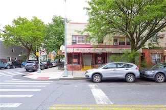 452 Graham Ave, Brooklyn, NY 11211