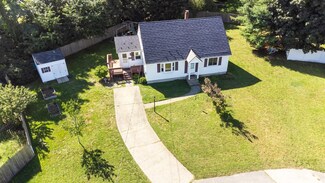 33 Arrow Ln, Nashua, NH 03060