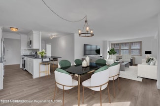 28 Riverside Ave Unit 1G, Red Bank, NJ 07701