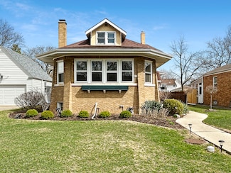 613 S Greenwood Ave, Park Ridge, IL 60068