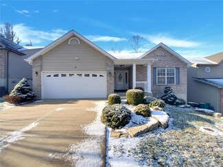 30 San Marino Pkwy, Fenton, MO 63026