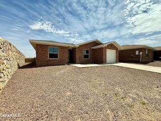 312 Via Cumbre Linda, El Paso, TX 79928