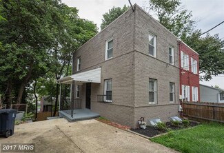 1215 Abel Ave, Capitol Heights, MD 20743
