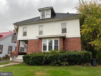716 Summit Ave, Hagerstown, MD 21740