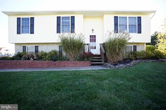 14339 Cross Roads Ave, Felton, PA 17322