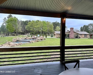 234 Rutledge Rd, Lumberton, MS 39455