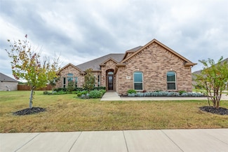 206 Castle Creek Dr, Red Oak, TX 75154