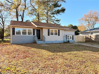 749 Holladay Ln, Virginia Beach, VA 23455