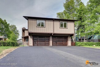 8830 Washburn St, Anchorage, AK 99502