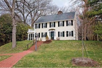 224 Quinobequin Rd, Waban, MA 02468