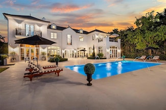 8150 Ponce de Leon Rd, Miami, FL 33143