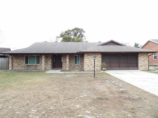 641 Fairhaven St, Deltona, FL 32725