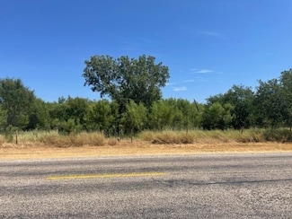 5 Nueces River Ranch Rd, Crystal City, TX 78839