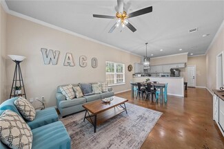 1121 Brook Ave, Waco, TX 76708