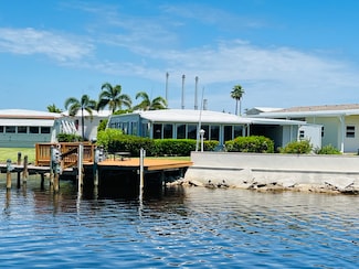 119 Silvery Ln, Vero Beach, FL 32960