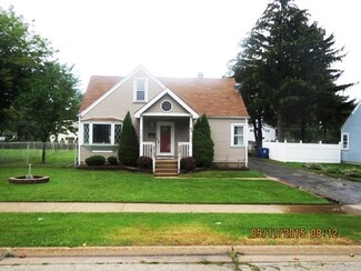 40 Macarthur Dr, Northlake, IL 60164