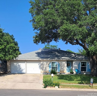 11454 Remsen St, San Antonio, TX 78251
