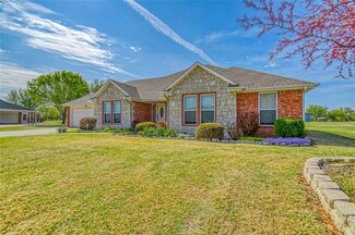 102 Hall St, Lexington, OK 73051