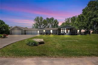 3906 Highway Oo, Odessa, MO 64076