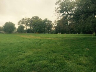 5342 Lafayette Rd, Elk Run Heights, IA 50707