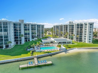 19800 Sandpointe Bay Dr Unit 204, Tequesta, FL 33469