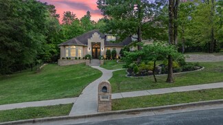 1915 Stoneleaf Dr, Tyler, TX 75703