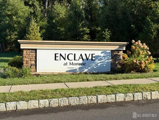 301 Matutina Rd, Monroe Township, NJ 08831