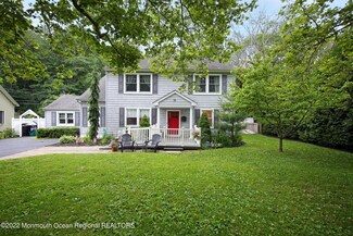 26 S Sunnycrest Dr, Little Silver, NJ 07739