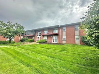 10341 Forest Brook Ln Unit C, Saint Louis, MO 63146