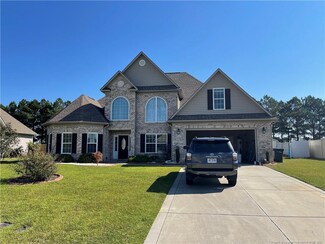 142 Oakridge Dr, Raeford, NC 28376
